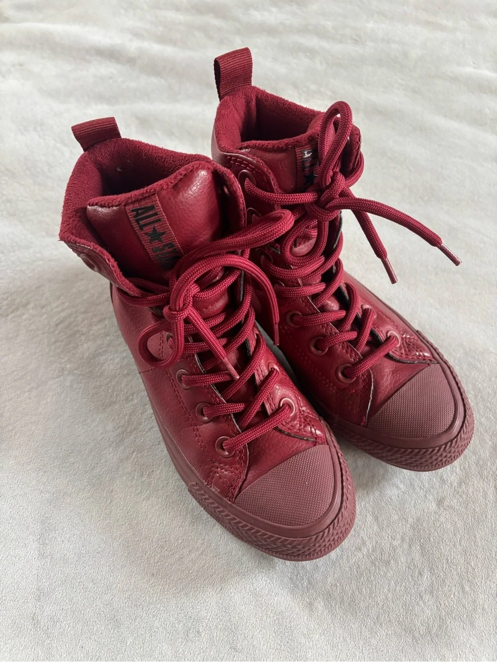 Converse Chuck Taylor All Star Berkshire Boot Hi Top Burgundy Junior Size 1